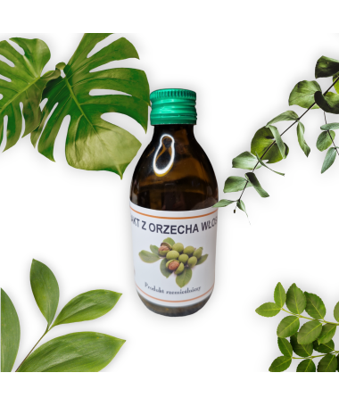 Nalewka z  zielonego orzecha włoskiego  250 ml